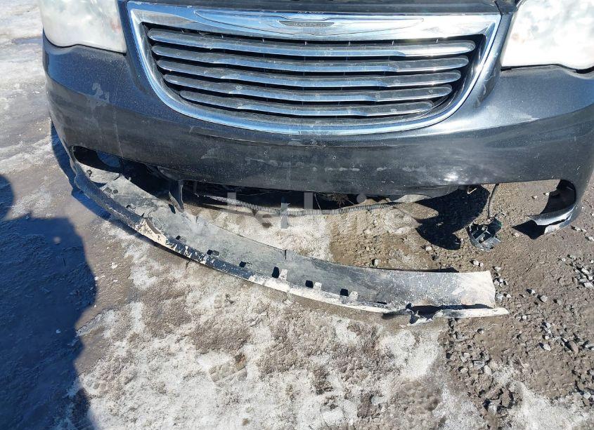 Photo 6 of 2013 Chrysler Town & COUNTRY TOURING (VIN 2C4RC1BG4DR573185)