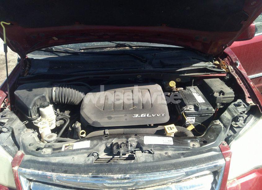 Photo 10 of 2013 Chrysler Town & COUNTRY TOURING (VIN 2C4RC1BG4DR583411)