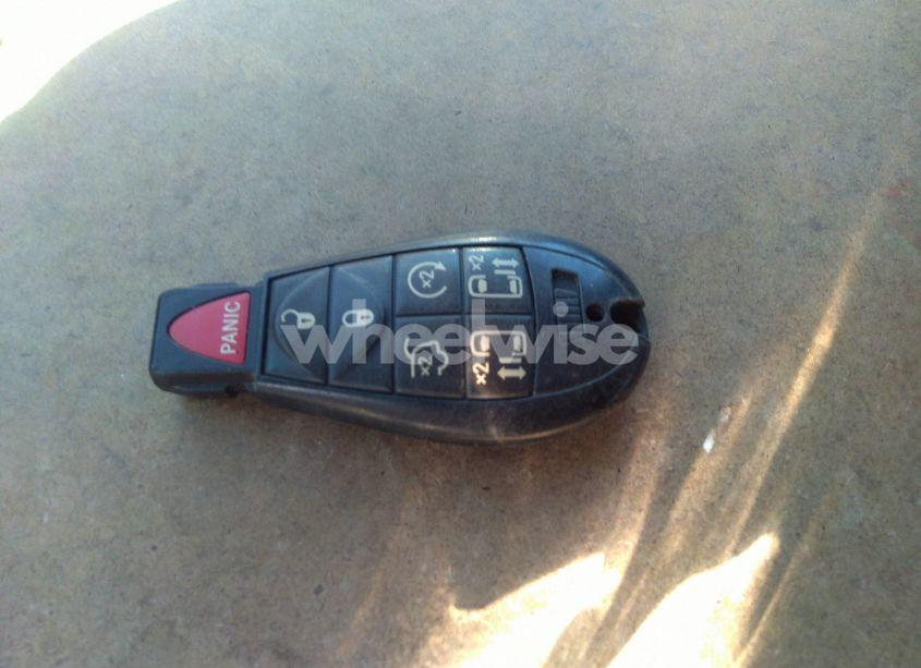 Photo 11 of 2013 Chrysler Town & COUNTRY TOURING (VIN 2C4RC1BG4DR583411)