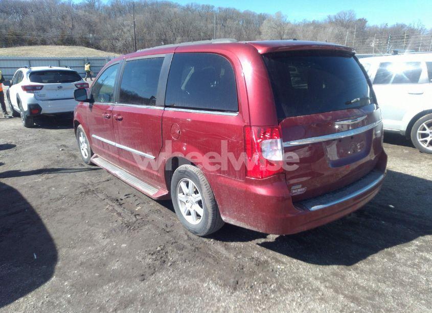 Photo 3 of 2013 Chrysler Town & COUNTRY TOURING (VIN 2C4RC1BG4DR583411)