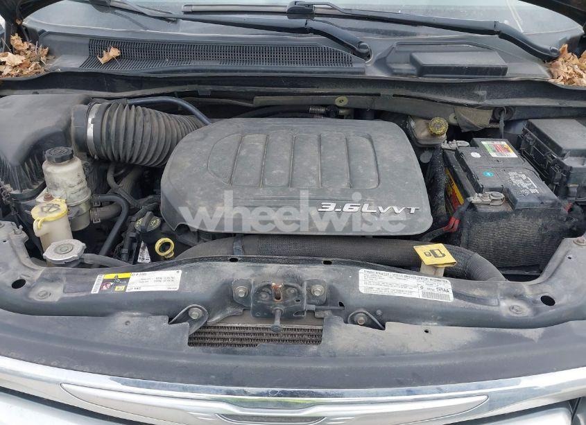 Photo 10 of 2013 Chrysler Town & COUNTRY TOURING (VIN 2C4RC1BG4DR595154)