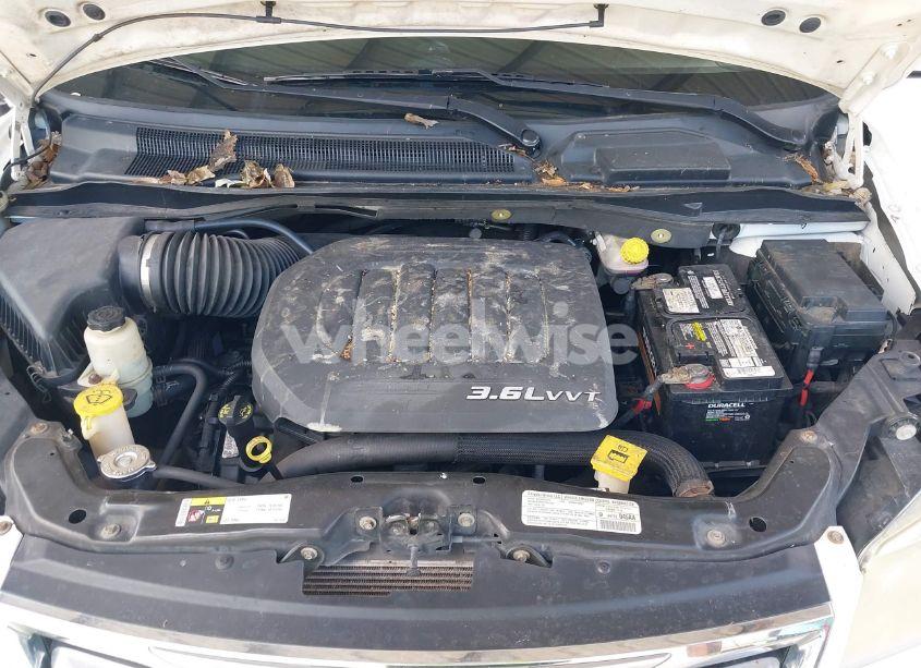 Photo 10 of 2013 Chrysler Town & COUNTRY TOURING (VIN 2C4RC1BG4DR629853)