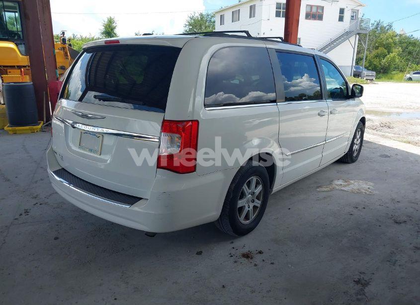 Photo 4 of 2013 Chrysler Town & COUNTRY TOURING (VIN 2C4RC1BG4DR629853)