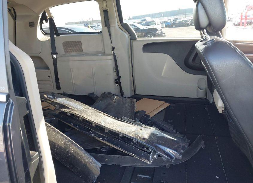 Photo 8 of 2013 Chrysler Town & COUNTRY TOURING (VIN 2C4RC1BG4DR653246)