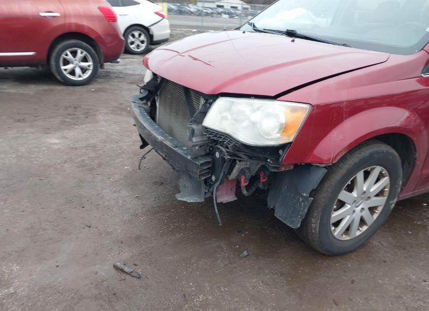 Photo 6 of 2013 Chrysler Town & COUNTRY TOURING (VIN 2C4RC1BG4DR689664)