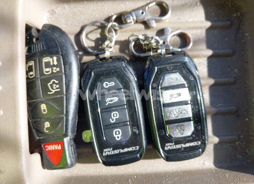 Photo 11 of 2013 Chrysler Town & COUNTRY TOURING (VIN 2C4RC1BG4DR713400)