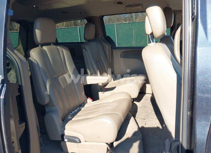 Photo 8 of 2013 Chrysler Town & COUNTRY TOURING (VIN 2C4RC1BG4DR713400)