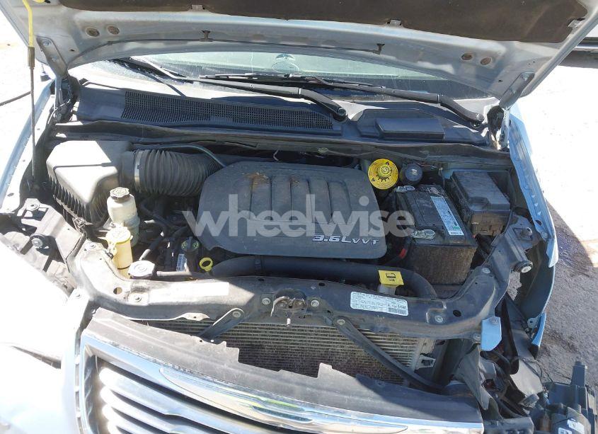 Photo 10 of 2013 Chrysler Town & COUNTRY TOURING (VIN 2C4RC1BG4DR734716)