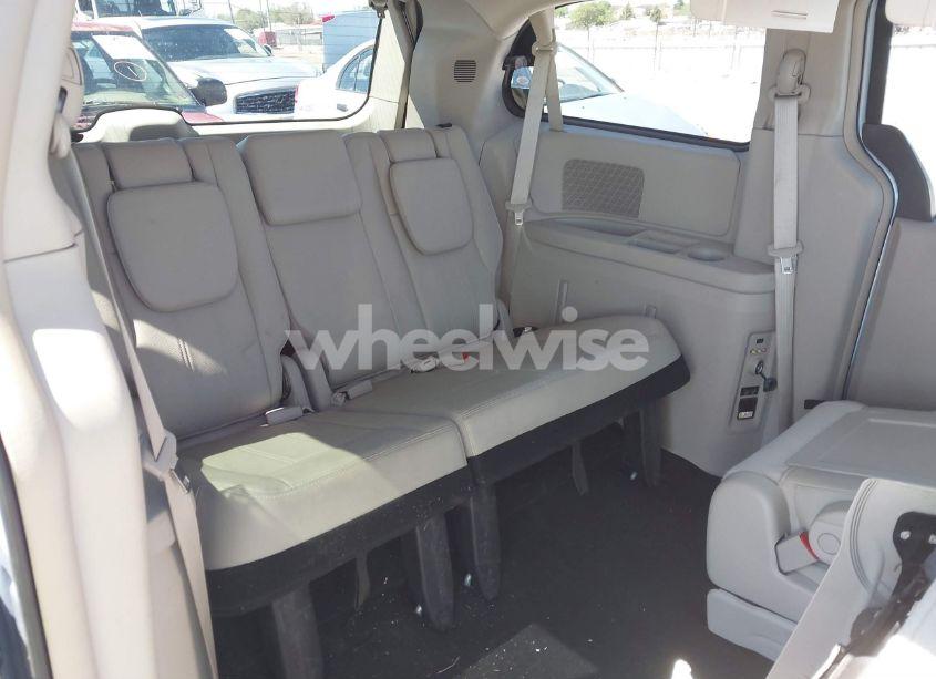 Photo 12 of 2013 Chrysler Town & COUNTRY TOURING (VIN 2C4RC1BG4DR734716)