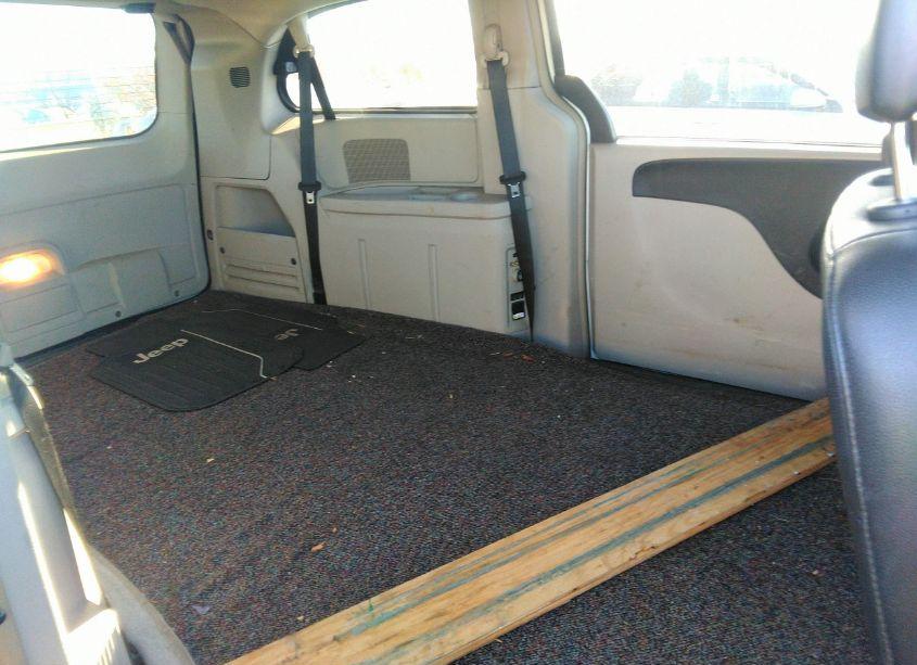 Photo 8 of 2013 Chrysler Town & COUNTRY TOURING (VIN 2C4RC1BG4DR737485)