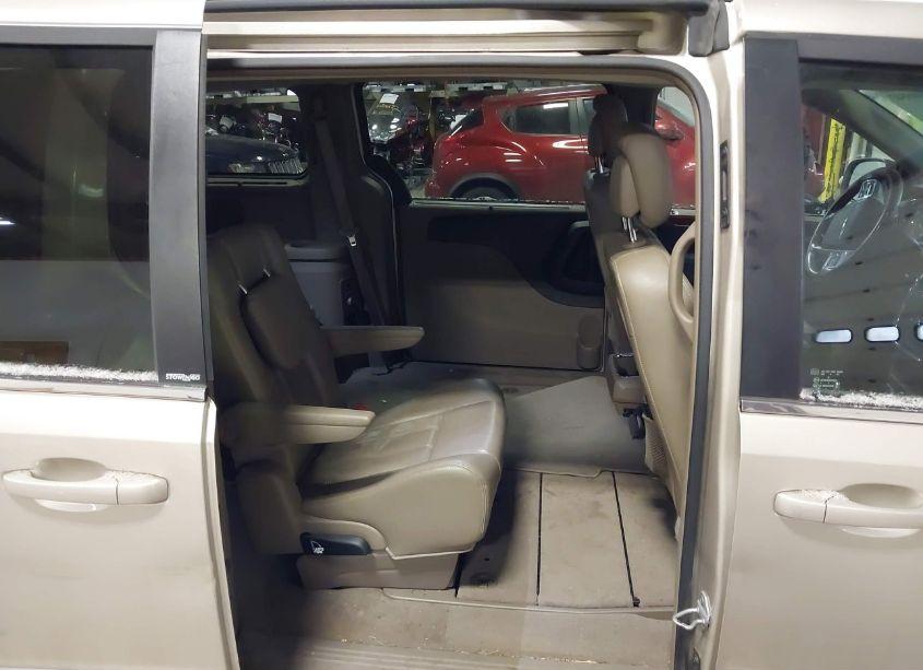 Photo 8 of 2013 Chrysler Town & COUNTRY TOURING (VIN 2C4RC1BG4DR780157)