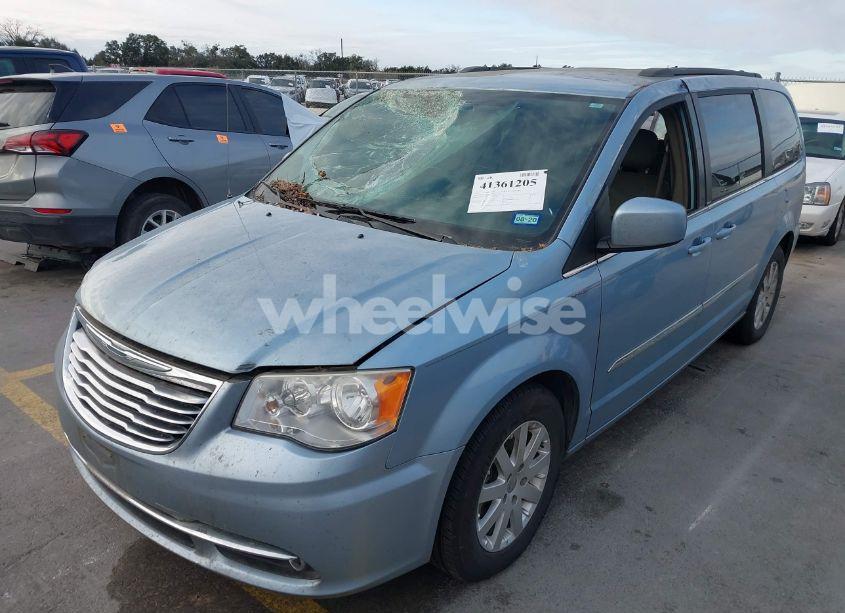 Photo 2 of 2013 Chrysler Town & COUNTRY TOURING (VIN 2C4RC1BG4DR803078)