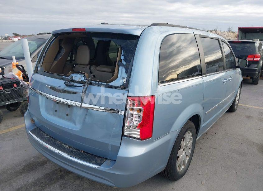 Photo 4 of 2013 Chrysler Town & COUNTRY TOURING (VIN 2C4RC1BG4DR803078)