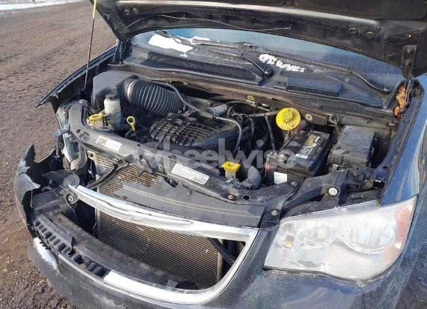 Photo 10 of 2013 Chrysler Town & COUNTRY TOURING (VIN 2C4RC1BG4DR803131)