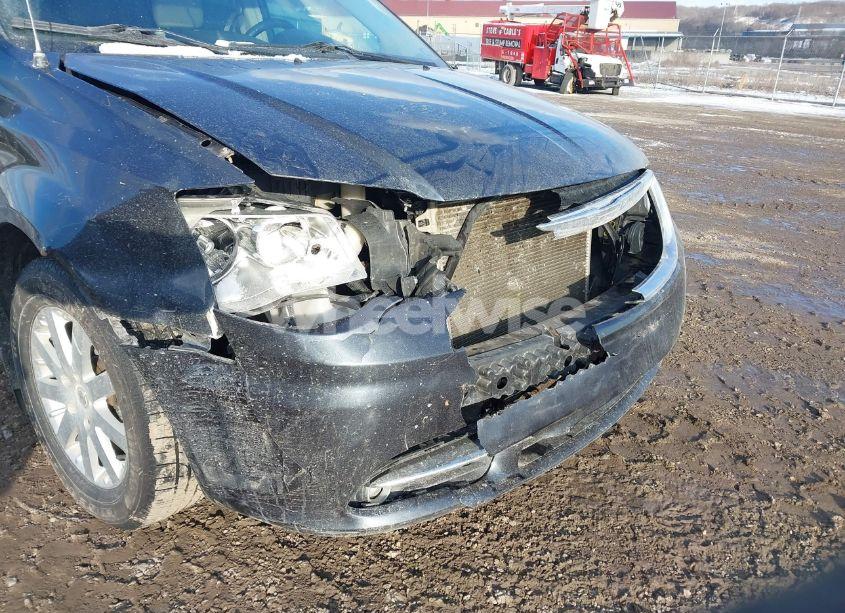 Photo 6 of 2013 Chrysler Town & COUNTRY TOURING (VIN 2C4RC1BG4DR803131)