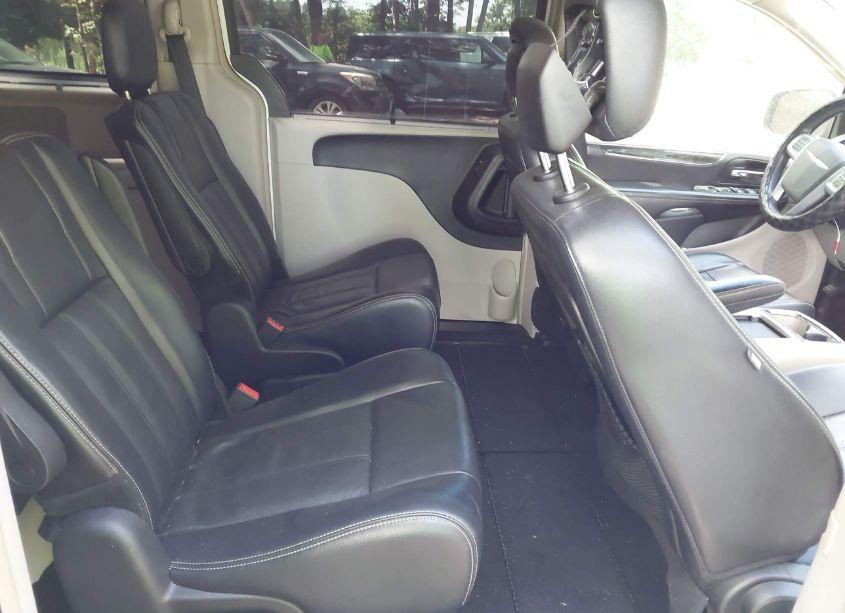 Photo 8 of 2013 Chrysler Town & COUNTRY TOURING (VIN 2C4RC1BG4DR815862)