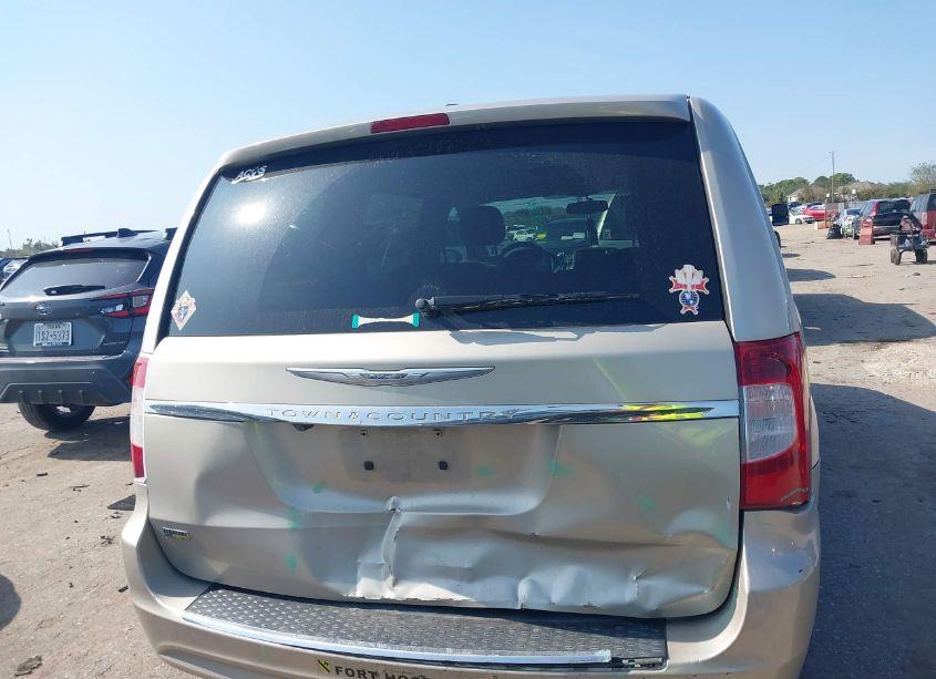 Photo 16 of 2014 Chrysler Town & COUNTRY TOURING (VIN 2C4RC1BG4ER183513)