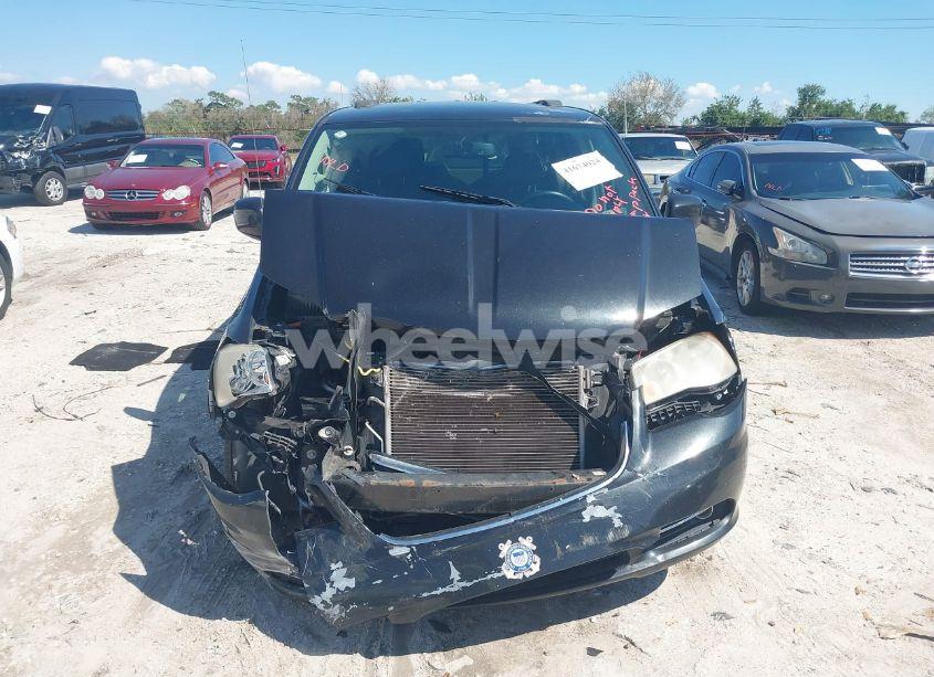 Photo 12 of 2014 Chrysler Town & COUNTRY TOURING (VIN 2C4RC1BG4ER211391)