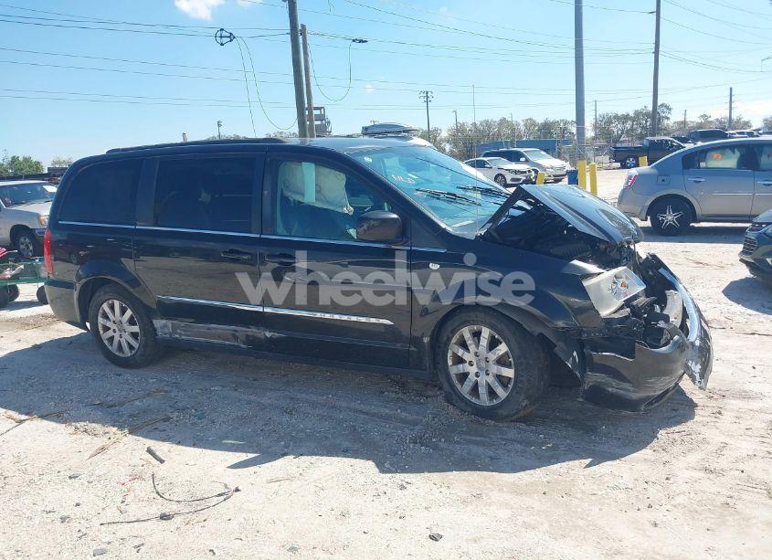 Photo 13 of 2014 Chrysler Town & COUNTRY TOURING (VIN 2C4RC1BG4ER211391)