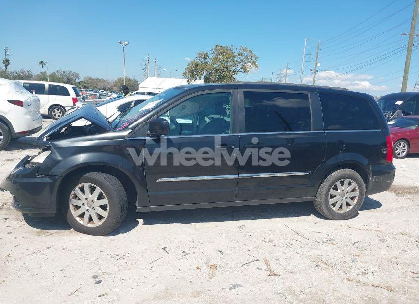 Photo 14 of 2014 Chrysler Town & COUNTRY TOURING (VIN 2C4RC1BG4ER211391)