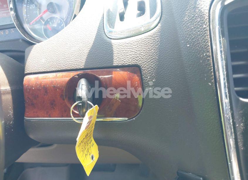 Photo 11 of 2014 Chrysler Town & COUNTRY TOURING (VIN 2C4RC1BG4ER217711)