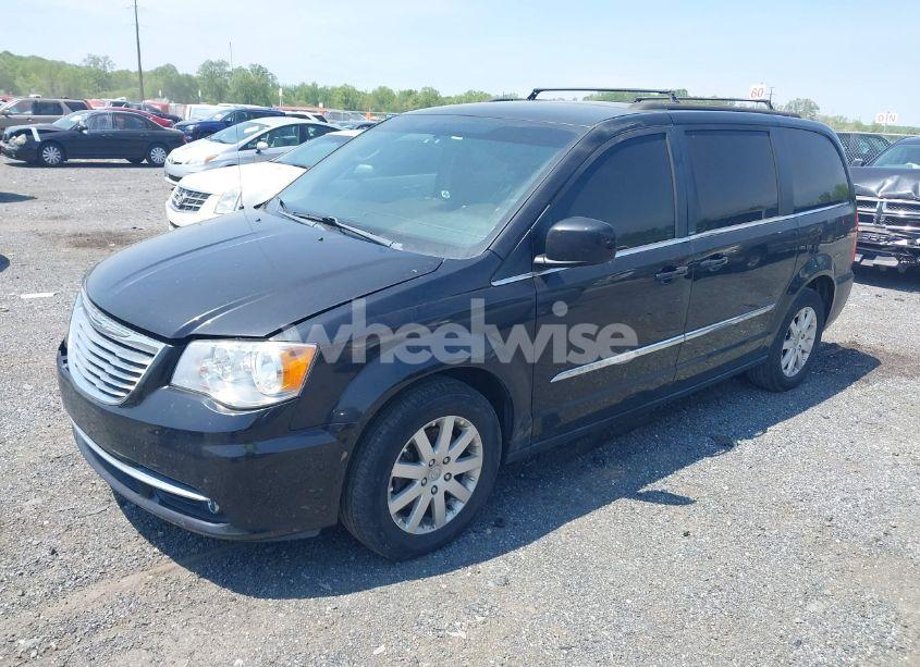 Photo 2 of 2014 Chrysler Town & COUNTRY TOURING (VIN 2C4RC1BG4ER217711)
