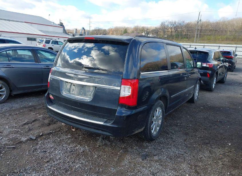 Photo 4 of 2014 Chrysler Town & COUNTRY TOURING (VIN 2C4RC1BG4ER220916)