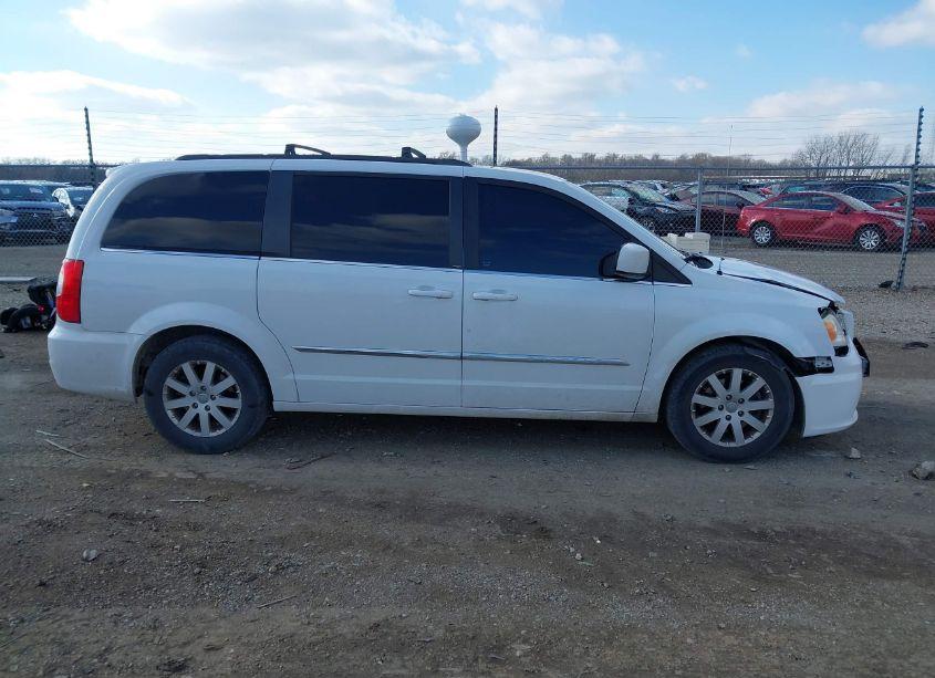 Photo 13 of 2014 Chrysler Town & COUNTRY TOURING (VIN 2C4RC1BG4ER233942)