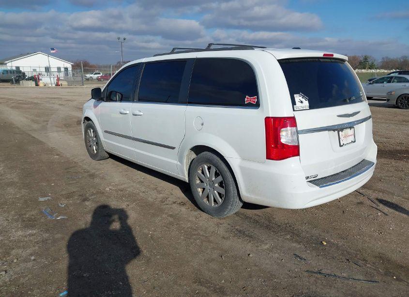 Photo 3 of 2014 Chrysler Town & COUNTRY TOURING (VIN 2C4RC1BG4ER233942)
