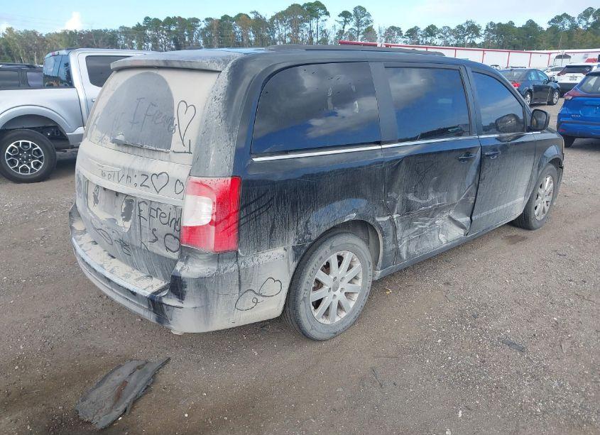 Photo 4 of 2014 Chrysler Town & COUNTRY TOURING (VIN 2C4RC1BG4ER242849)