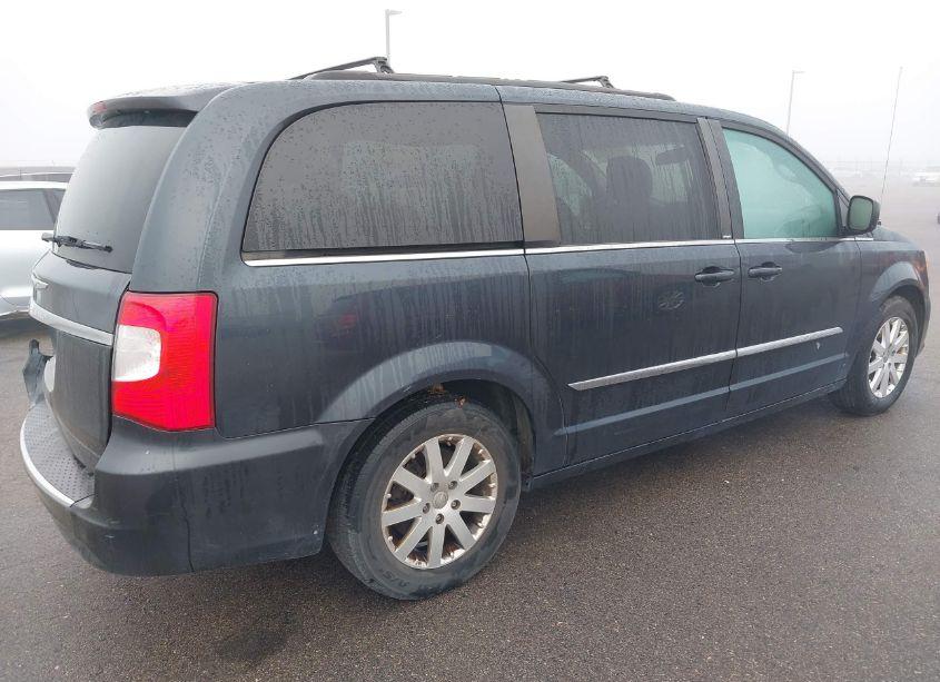 Photo 4 of 2014 Chrysler Town & COUNTRY TOURING (VIN 2C4RC1BG4ER271266)