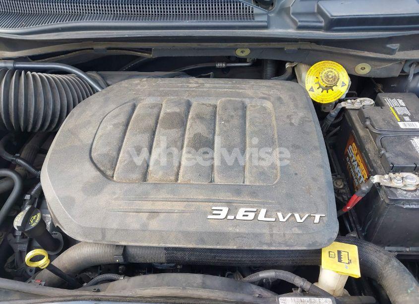 Photo 10 of 2014 Chrysler Town & COUNTRY TOURING (VIN 2C4RC1BG4ER285751)