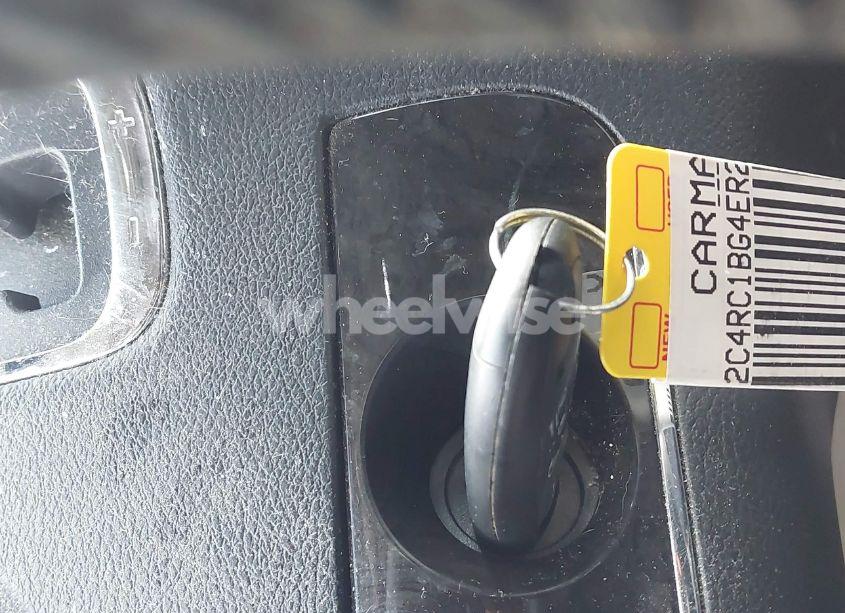 Photo 11 of 2014 Chrysler Town & COUNTRY TOURING (VIN 2C4RC1BG4ER285751)