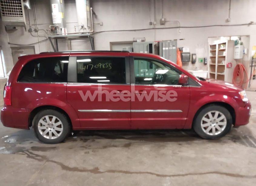 Photo 12 of 2014 Chrysler Town & COUNTRY TOURING (VIN 2C4RC1BG4ER300541)