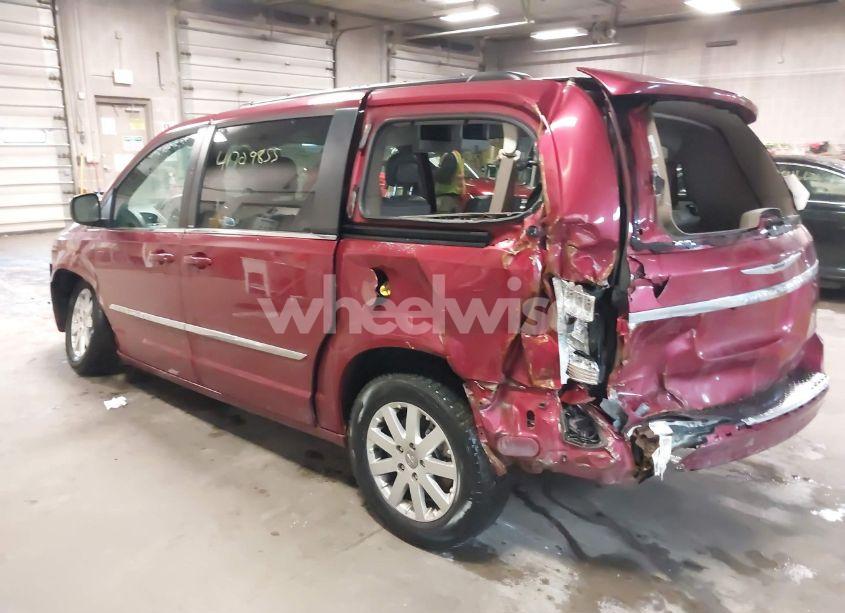 Photo 3 of 2014 Chrysler Town & COUNTRY TOURING (VIN 2C4RC1BG4ER300541)