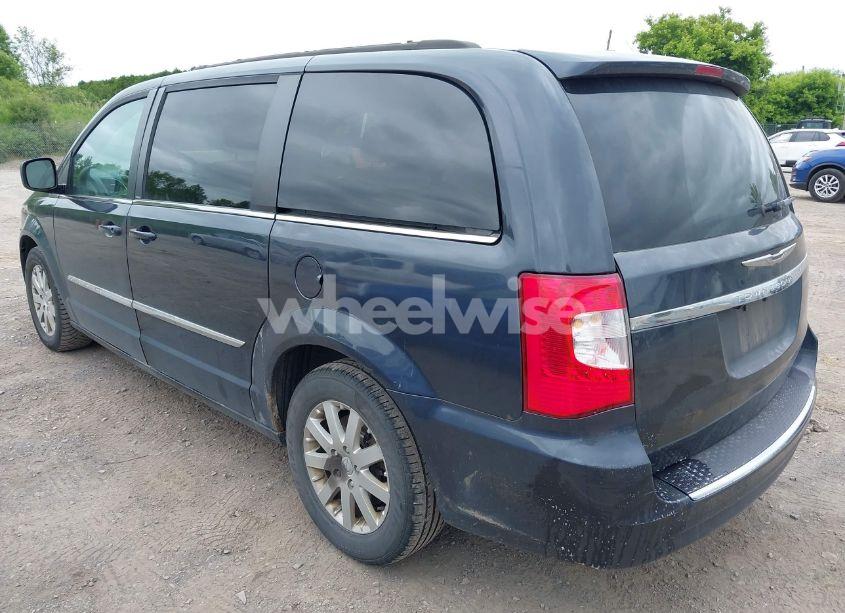 Photo 3 of 2014 Chrysler Town & COUNTRY TOURING (VIN 2C4RC1BG4ER303522)