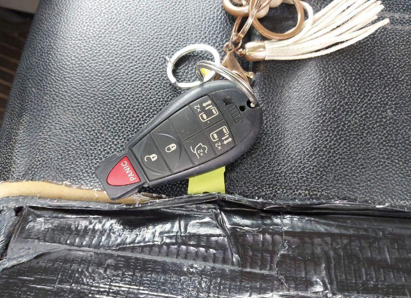 Photo 11 of 2014 Chrysler Town & COUNTRY TOURING (VIN 2C4RC1BG4ER310955)