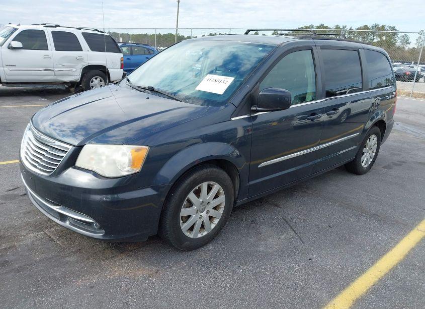 Photo 2 of 2014 Chrysler Town & COUNTRY TOURING (VIN 2C4RC1BG4ER310955)
