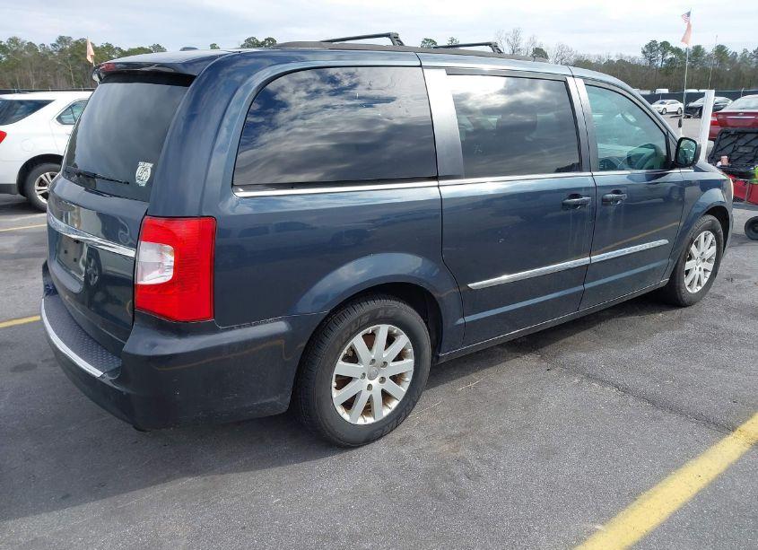 Photo 4 of 2014 Chrysler Town & COUNTRY TOURING (VIN 2C4RC1BG4ER310955)