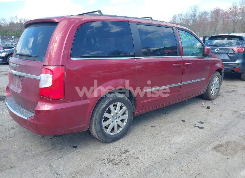 Photo 4 of 2014 Chrysler Town & COUNTRY TOURING (VIN 2C4RC1BG4ER363638)