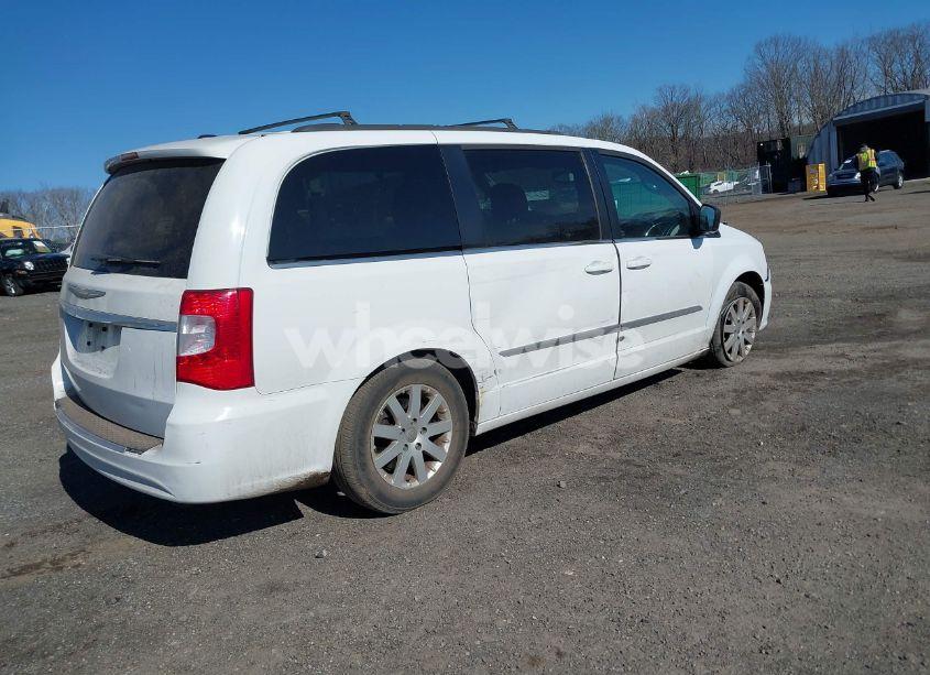 Photo 4 of 2014 Chrysler Town & COUNTRY TOURING (VIN 2C4RC1BG4ER396039)