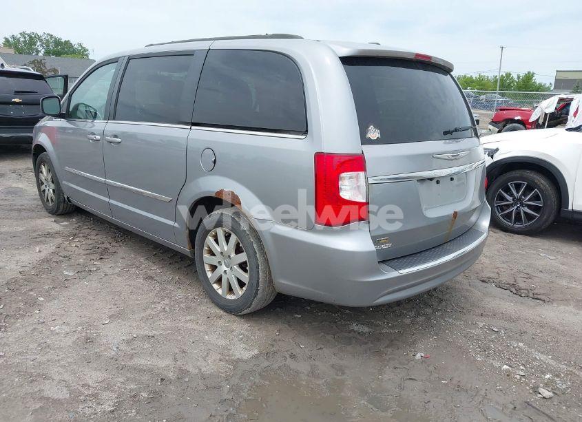 Photo 3 of 2014 Chrysler Town & COUNTRY TOURING (VIN 2C4RC1BG4ER434241)