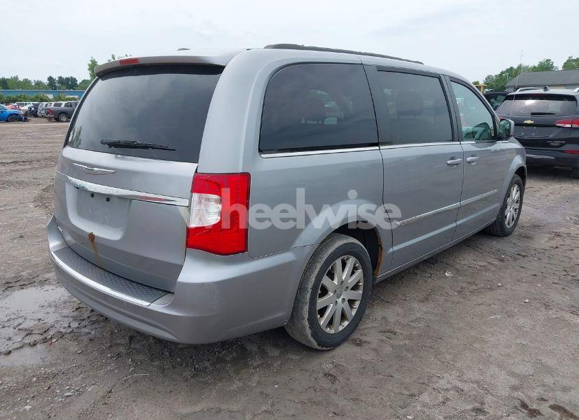 Photo 4 of 2014 Chrysler Town & COUNTRY TOURING (VIN 2C4RC1BG4ER434241)