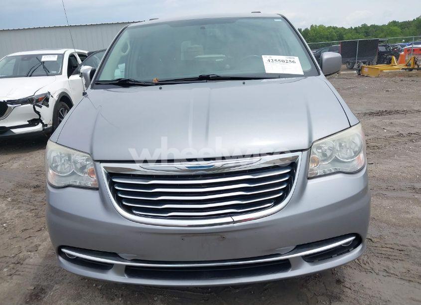 Photo 6 of 2014 Chrysler Town & COUNTRY TOURING (VIN 2C4RC1BG4ER434241)