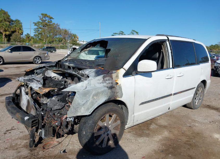 Photo 11 of 2014 Chrysler Town & COUNTRY TOURING (VIN 2C4RC1BG4ER440024)