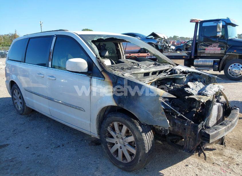 Photo 12 of 2014 Chrysler Town & COUNTRY TOURING (VIN 2C4RC1BG4ER440024)