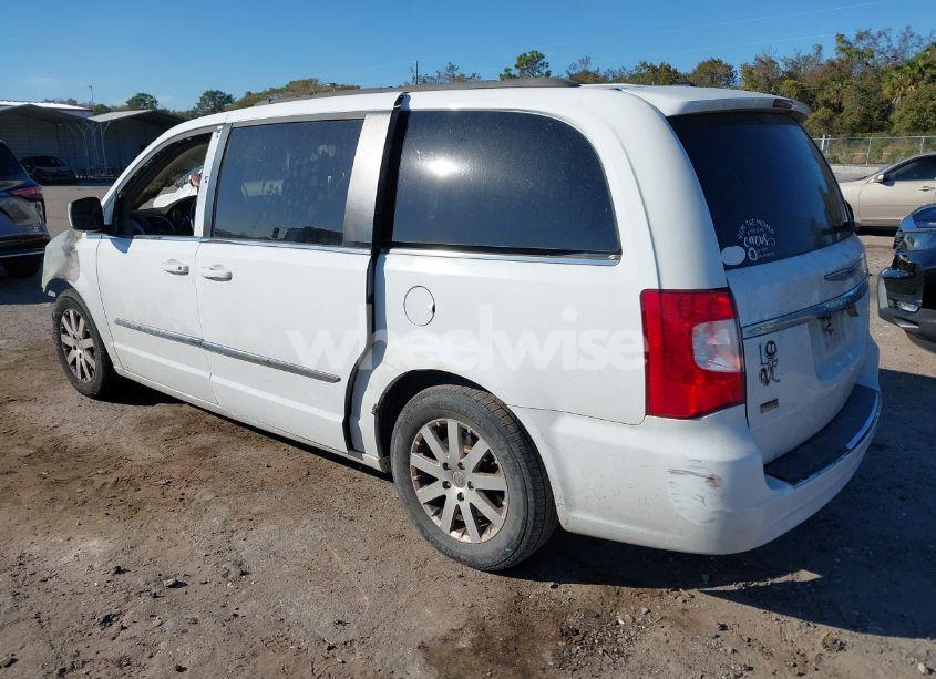 Photo 3 of 2014 Chrysler Town & COUNTRY TOURING (VIN 2C4RC1BG4ER440024)