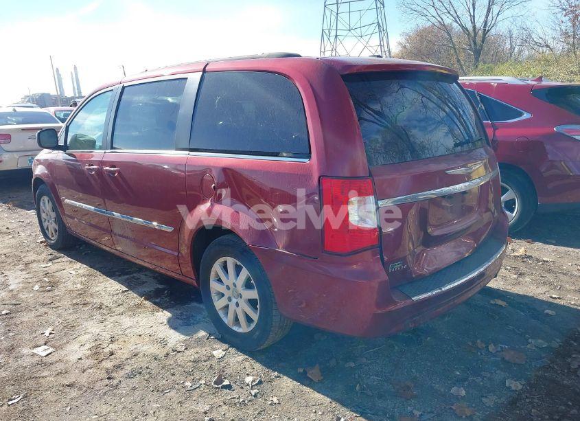 Photo 3 of 2014 Chrysler Town & COUNTRY TOURING (VIN 2C4RC1BG4ER440184)