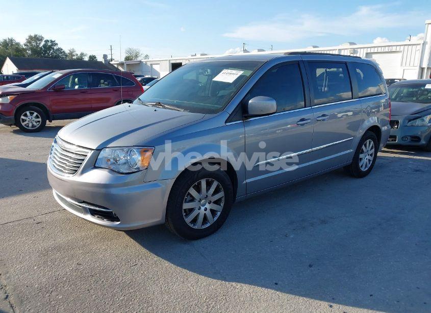 Photo 2 of 2014 Chrysler Town & COUNTRY TOURING (VIN 2C4RC1BG4ER441495)