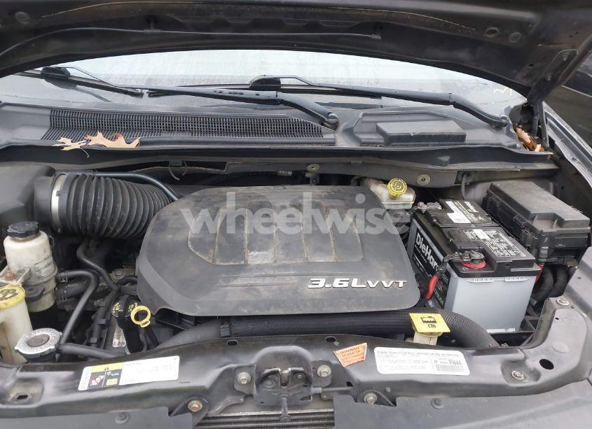 Photo 10 of 2014 Chrysler Town & COUNTRY TOURING (VIN 2C4RC1BG4ER441609)